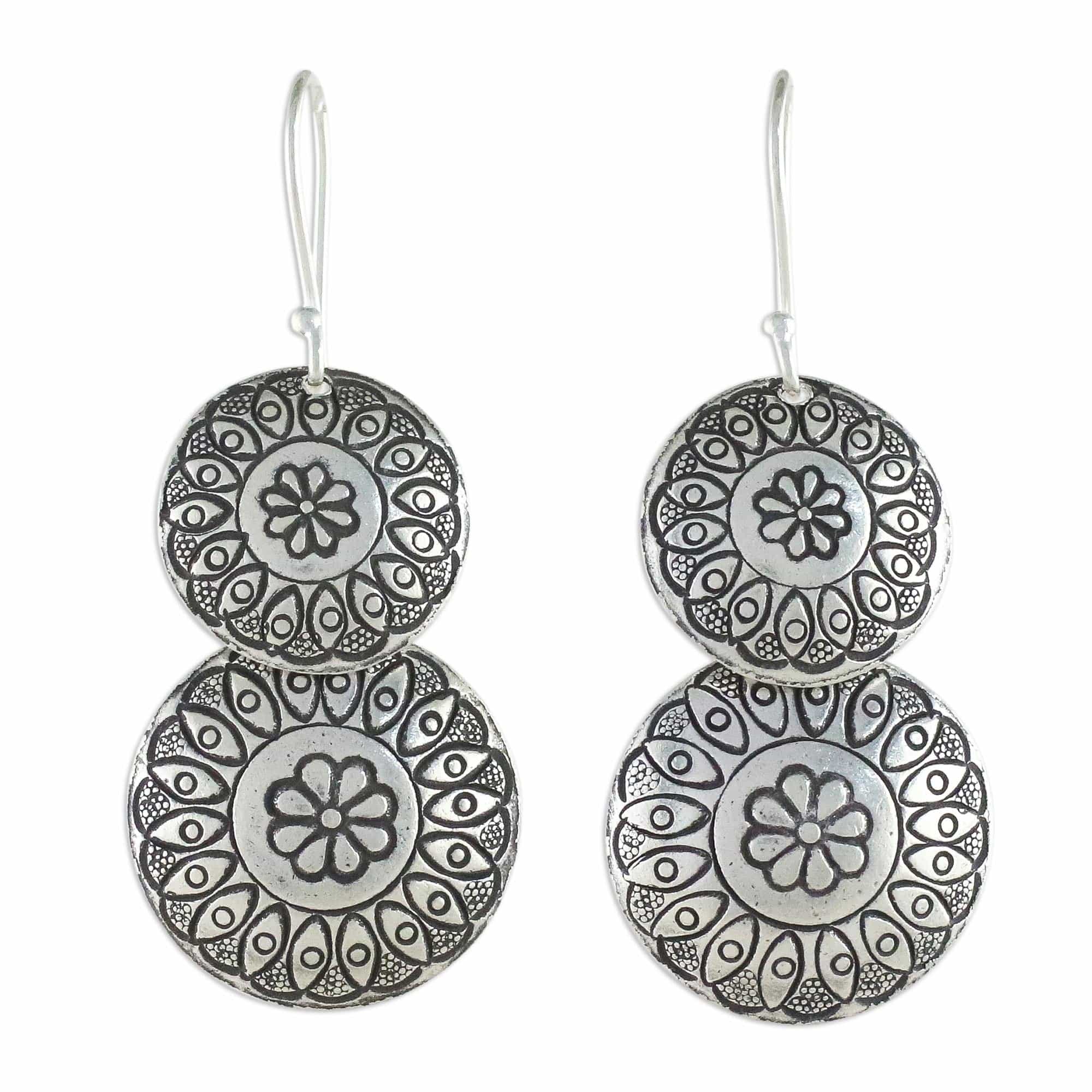 Floral Karen Silver Dangle Earrings from Thailand - La Na Flowers