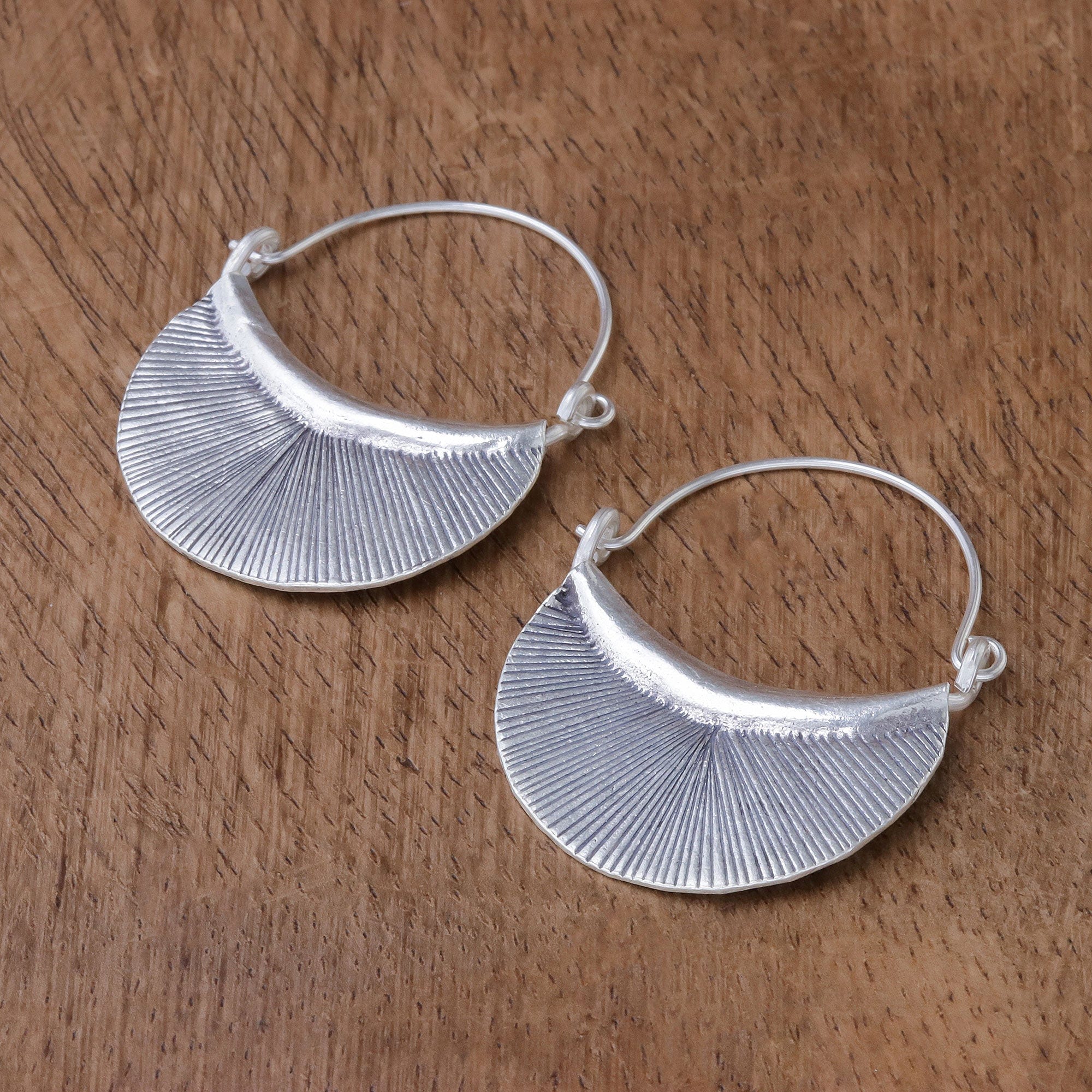 Handcrafted Karen Silver Hoop Earrings from Thailand - Karen Fan
