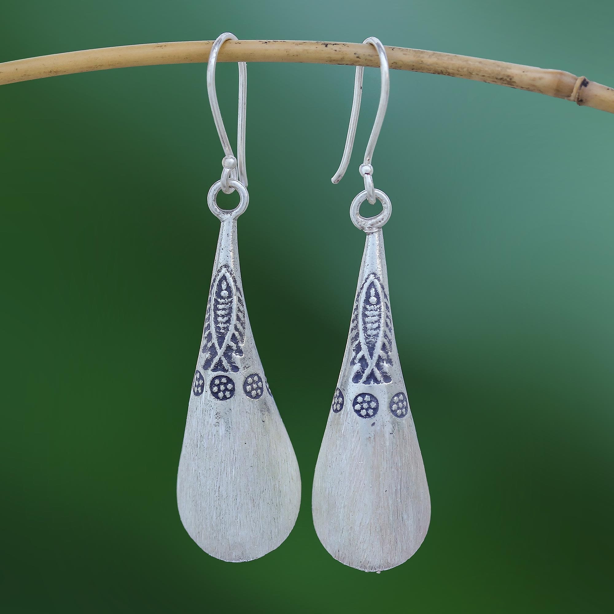 Fish Pattern Karen Silver Dangle Earrings from Thailand - Fish Stamp