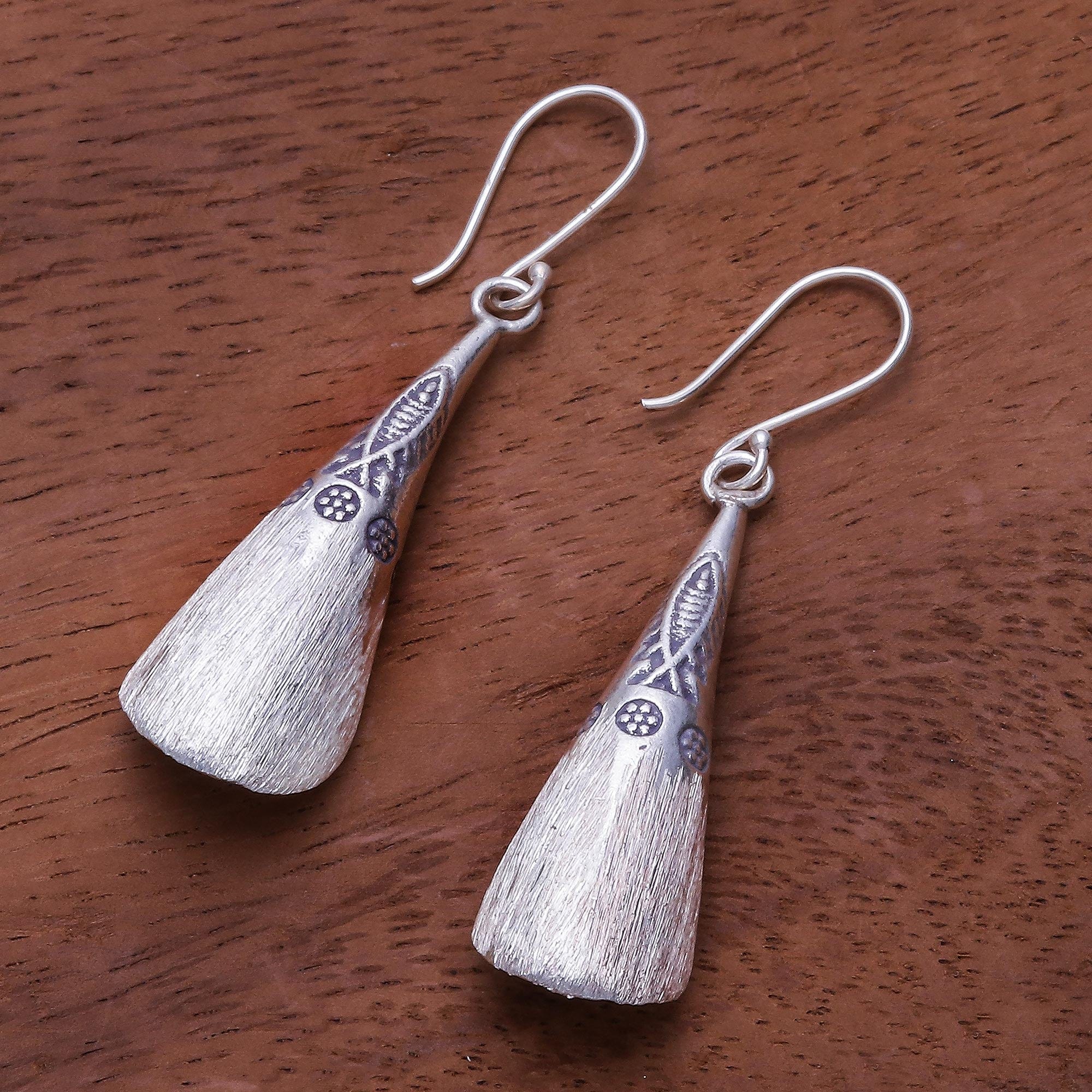 Fish Pattern Karen Silver Dangle Earrings from Thailand - Fish Stamp