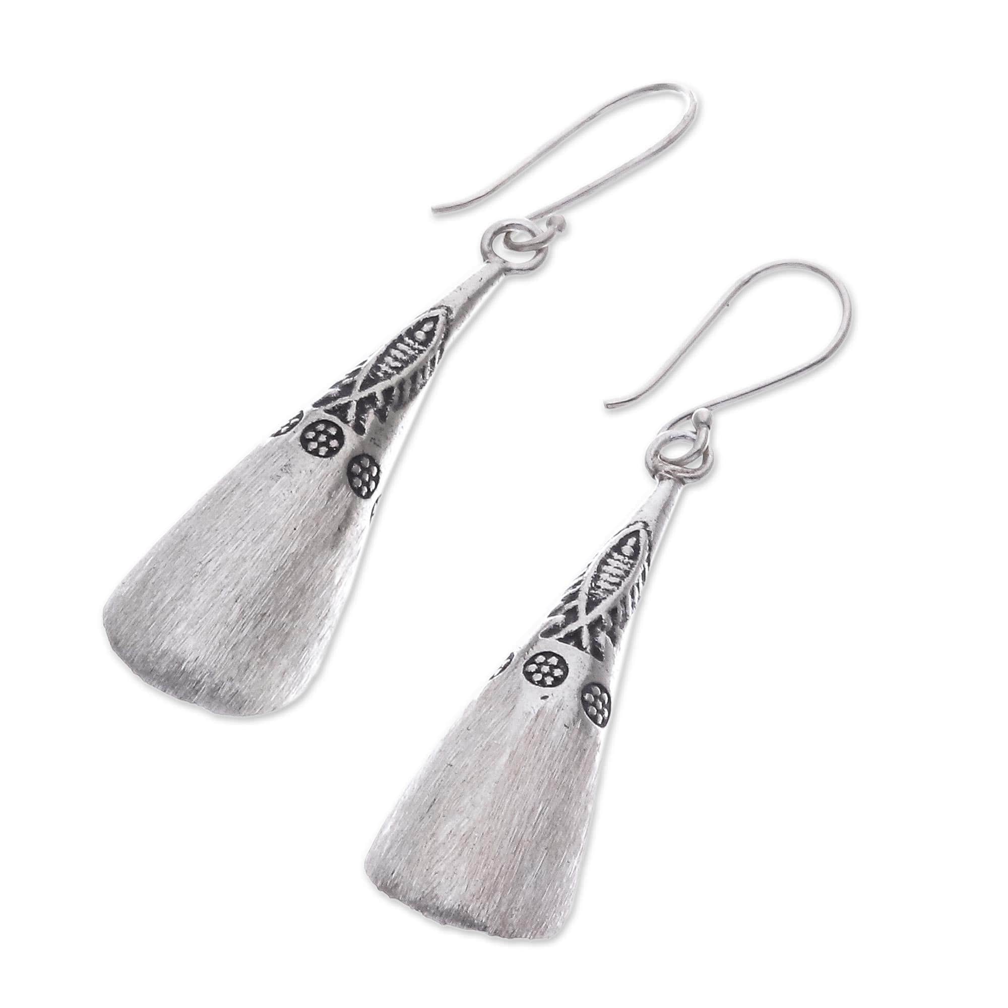 Fish Pattern Karen Silver Dangle Earrings from Thailand - Fish Stamp