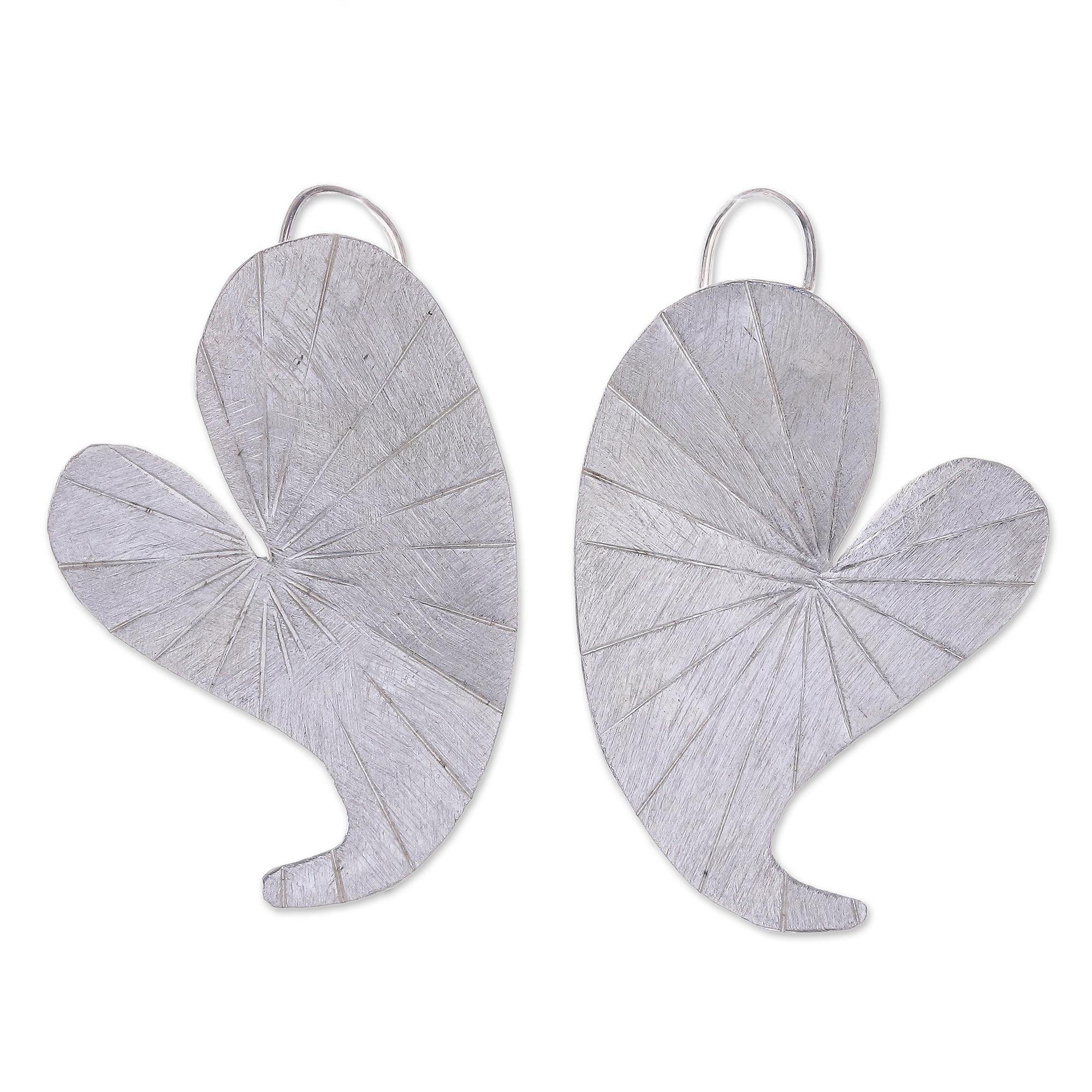 Heart-Shaped Lotus Leaf Karen Silver Drop Earrings - Heart Lotus