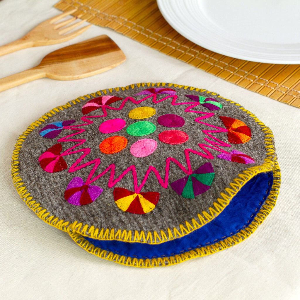 Handloomed Grey Cotton Tortilla Warmer with Embroidery - Grey Deliciousness